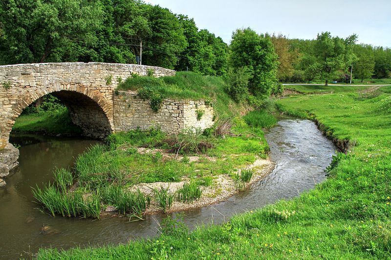 Rezervația peisagistică Tețcani și Podul vechi turcesc